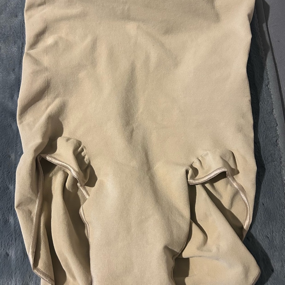 SKIMS Beige Bodysuit